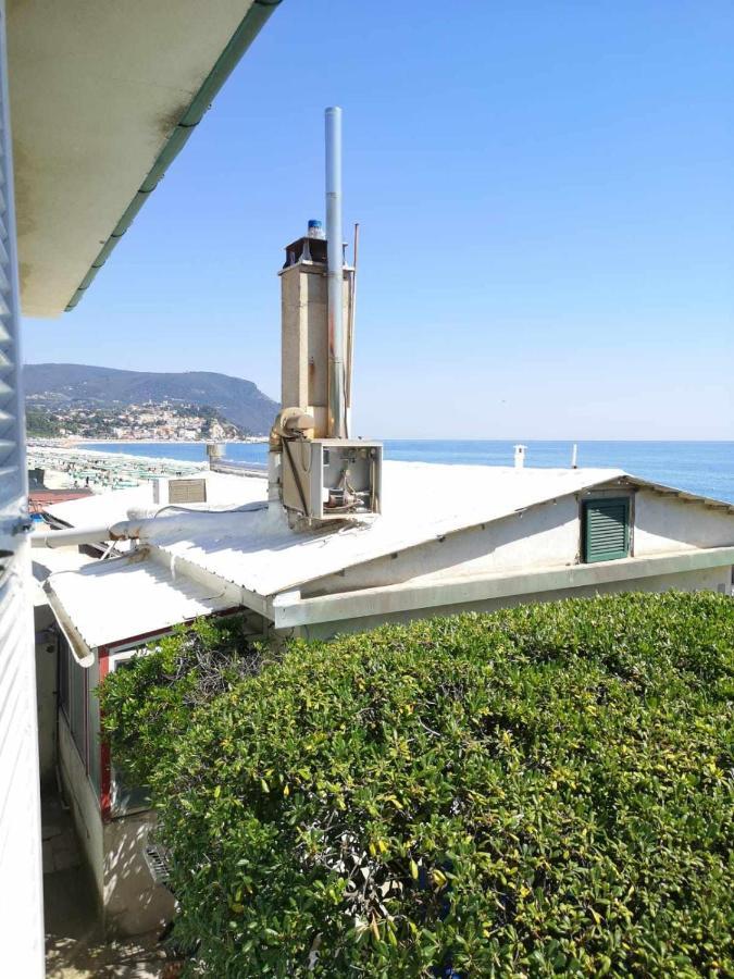 Ferienwohnung Giardino Sul Mare Casa Casoni Numana Exterior foto